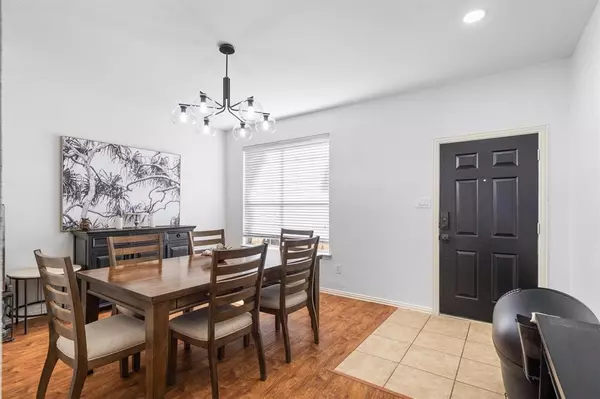 Corinth, TX 76210,2715 Tori Oak Trail