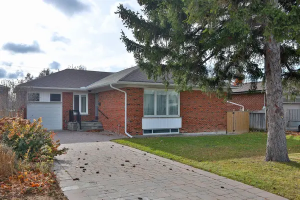 Toronto W05, ON M3M 1T3,261 Epsom Downs DR #Main