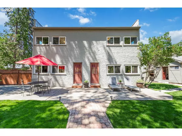 Klickitat, WA 98628,218 2ND ST