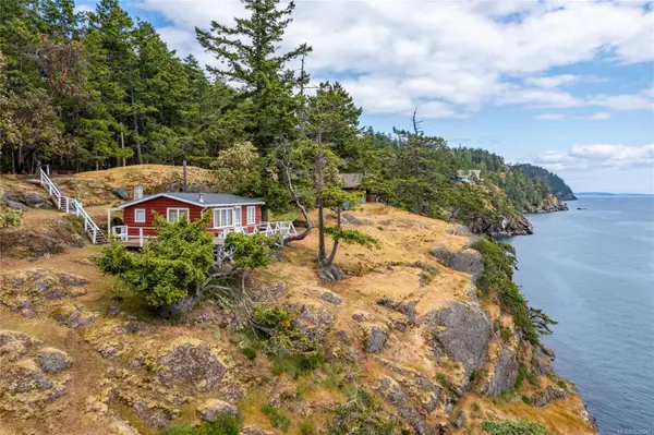 Pender Island, BC V0N 2M2,37177 Schooner Way