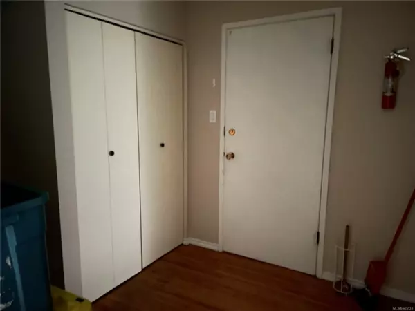 Port Alice, BC V0N 2N0,1073 Maquinna Ave #307