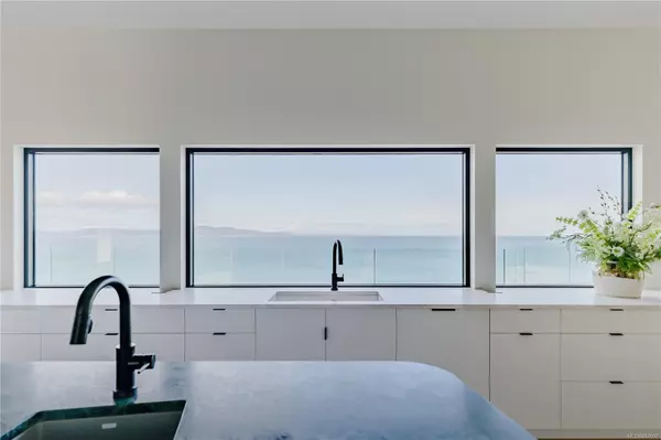 Saanich, BC V8X 5J2,4351 Gordon Head Rd