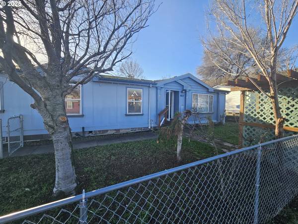 964 HOME ST, The Dalles, OR 97058