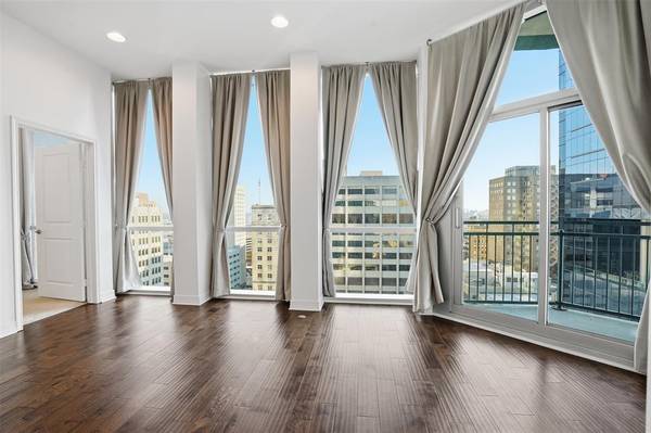 500 Throckmorton Street #1409, Fort Worth, TX 76102