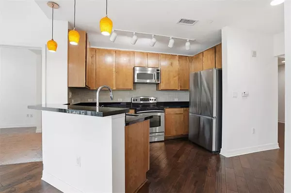 Fort Worth, TX 76102,500 Throckmorton Street #1409