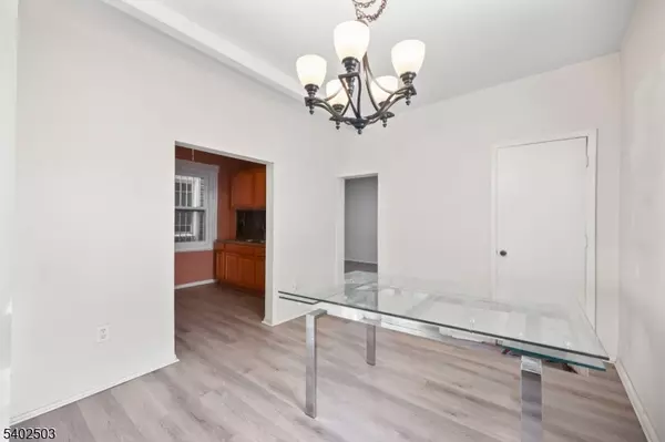 City Of Orange Twp., NJ 07050,172 Hickory St