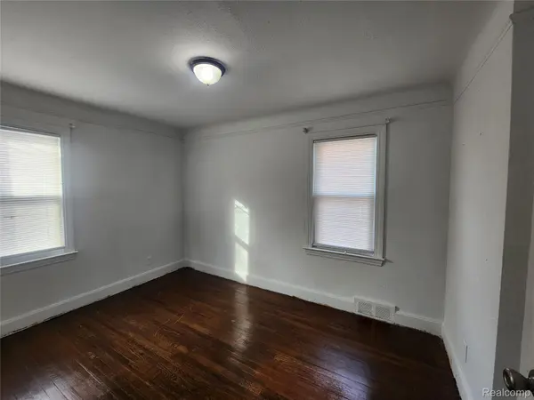 Detroit, MI 48235,16723 Asbury Park