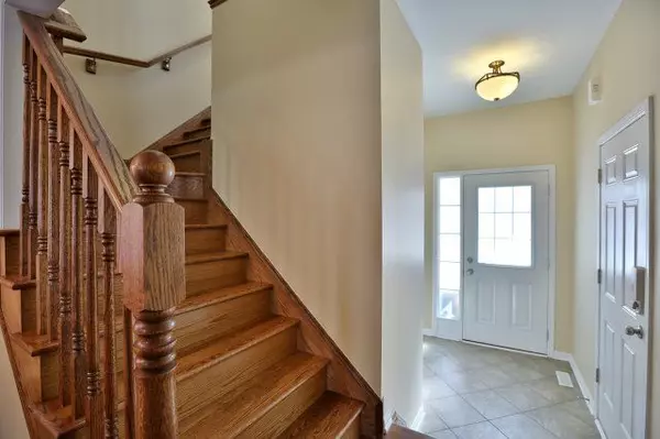 Milton, ON L9T 8J9,368 Cavanagh LN