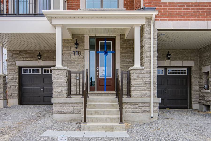 118 Azure DR, Markham, ON L6C 3M3