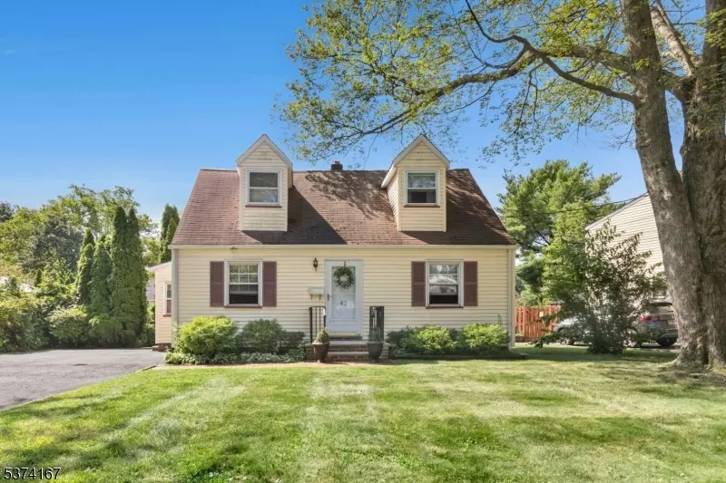 Clark Twp., NJ 07066,42 ALICE LANE