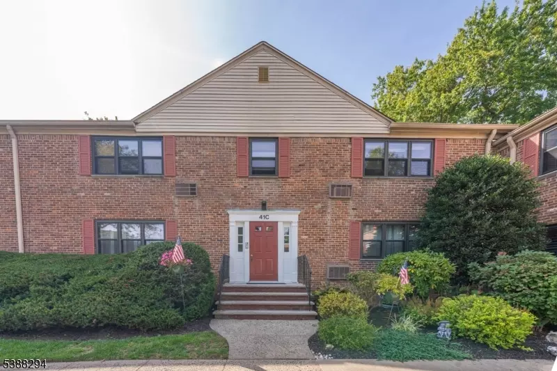 Westfield Town, NJ 07090,41c Sandra Circle #C3