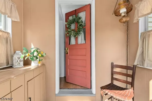 Clark Twp., NJ 07066,42 ALICE LANE