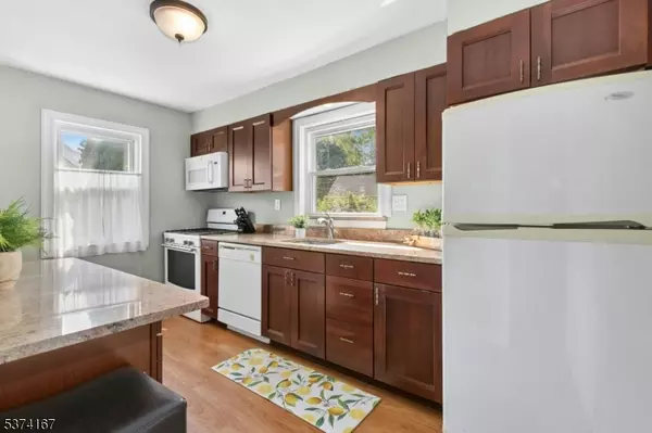 Clark Twp., NJ 07066,42 ALICE LANE