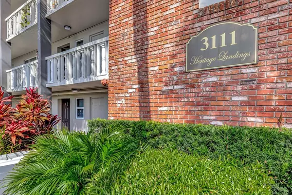 Fort Lauderdale, FL 33308,3111 NE 51st St #205