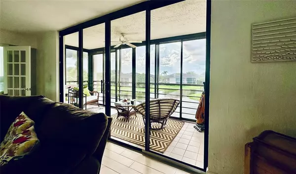 Boca Raton, FL 33433,7582 NE Regency Lake Dr #301