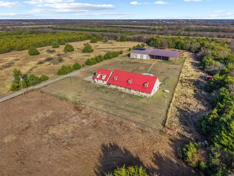 12488 Eastline Road, Trenton, TX 75490