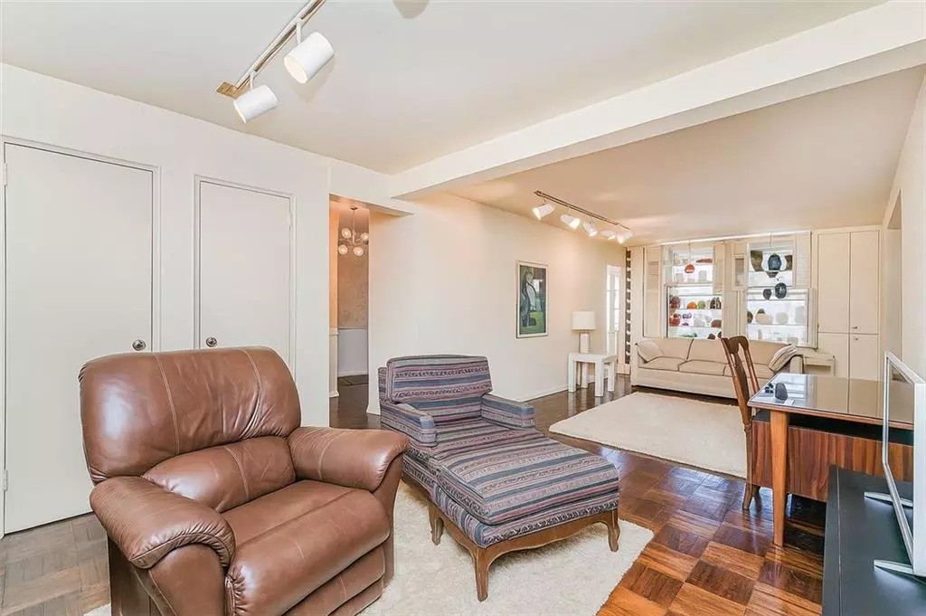 Brooklyn, NY 11235,2711 Avenue X #1C