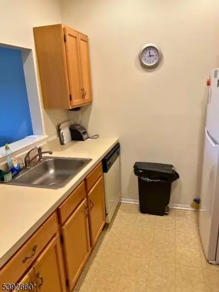 West Milford Twp., NJ 07480,6316 Richmond Rd