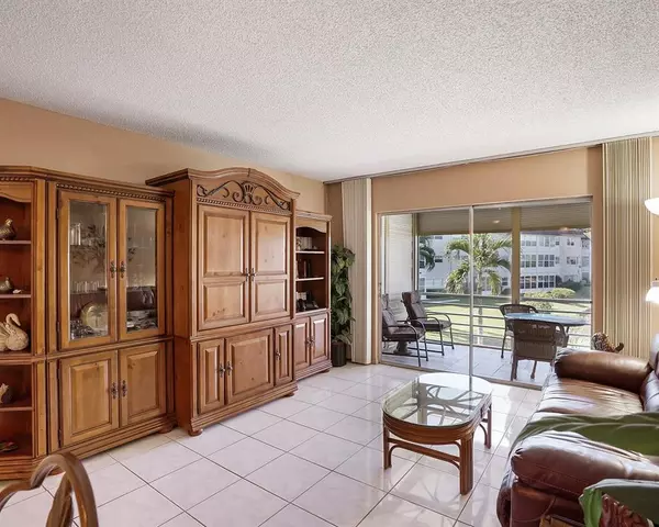 Lauderdale Lakes, FL 33319,3501 NW 47th Ave #503