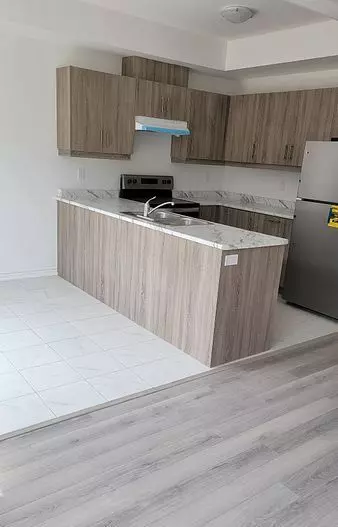 Niagara Falls, ON L2G 3L9,7344 Sandy Ridge Common #8