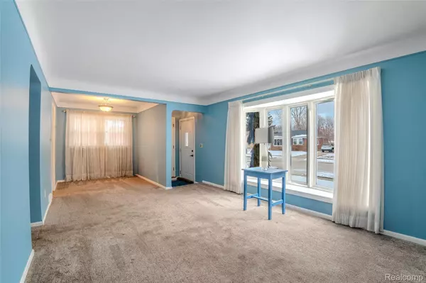 Allen Park, MI 48101,8132 Balfour AVE