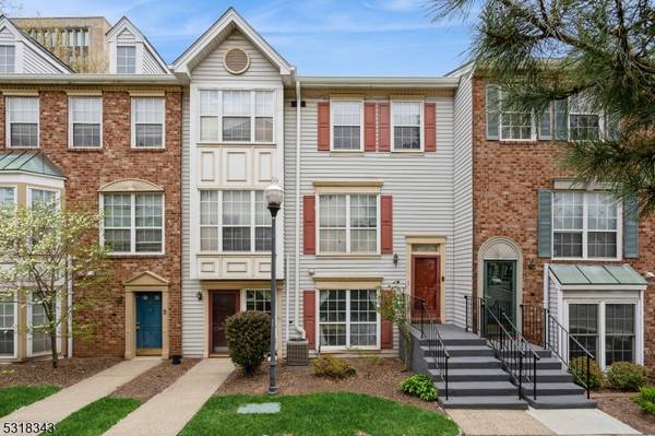 43 Howard Ct, Newark City, NJ 07103