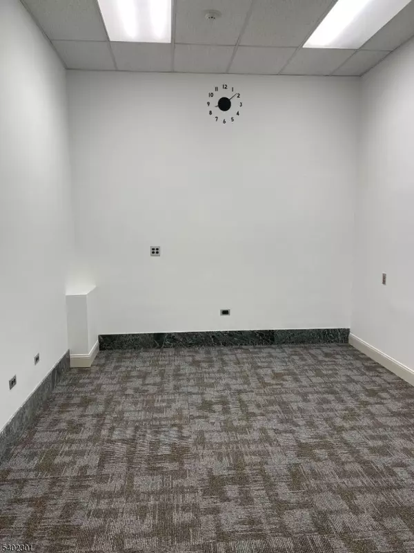 Washington Boro, NJ 07882,2 W Washington Ave