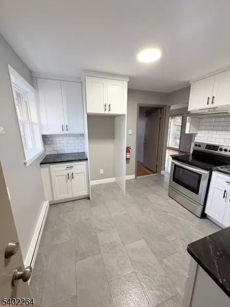 Garfield City, NJ 07026,193 Ray St