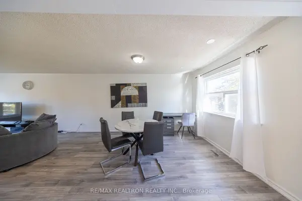 Toronto E07, ON M1V 1P9,105 White Heather BLVD #Main