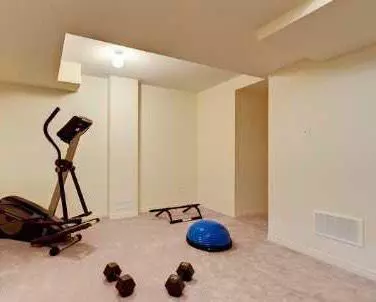 Mississauga, ON L5W 0E7,361 Aspendale CRES