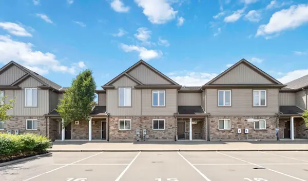 6117 Kelsey CRES #10, Niagara Falls, ON L2H 0L6