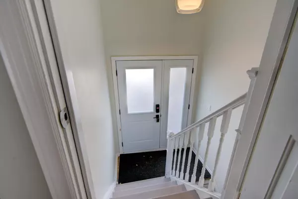 Kingston, ON K7K 2S5,114 Drennan ST