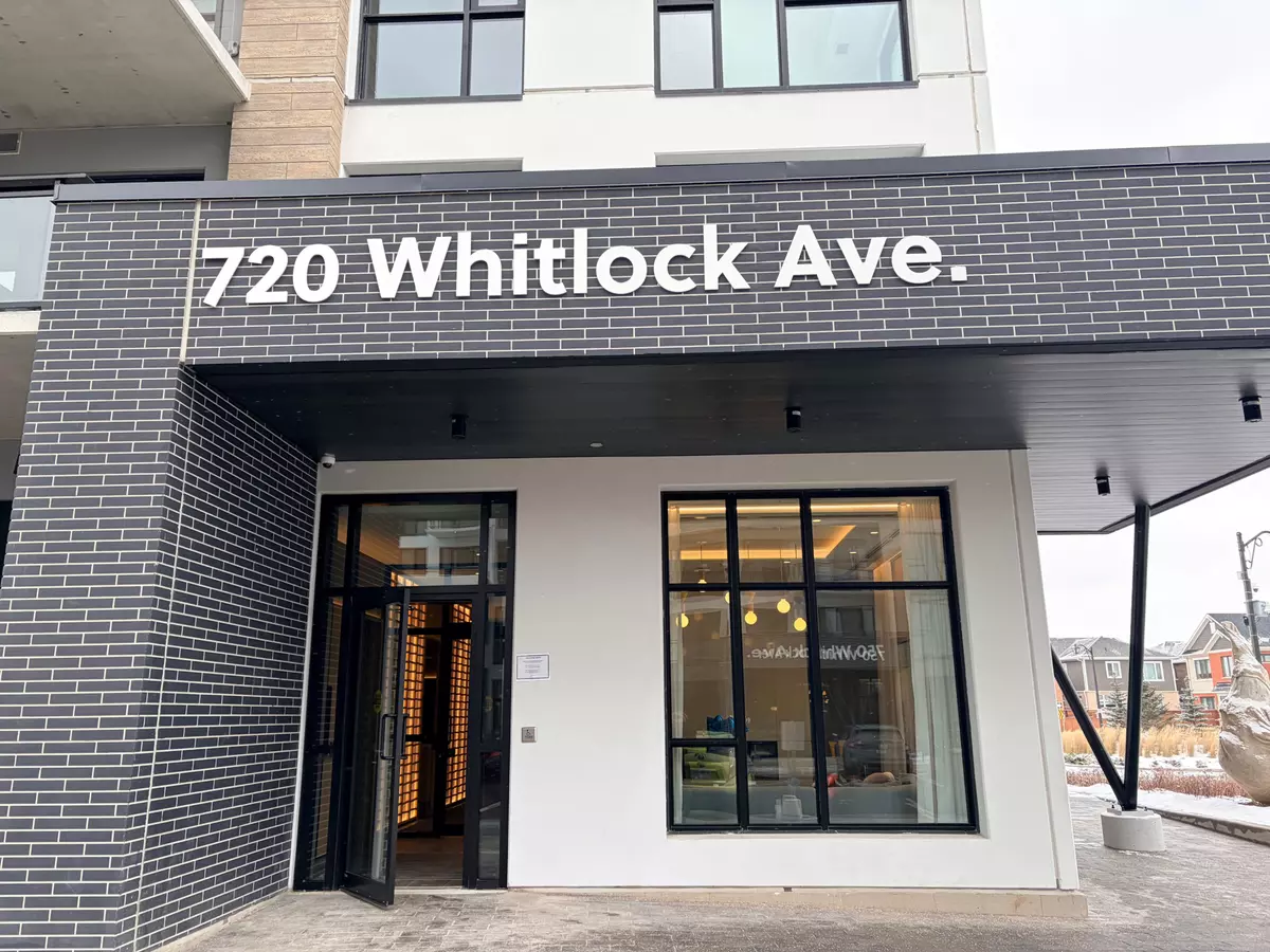 Milton, ON L9E 2B5,720 Whitlock AVE #813