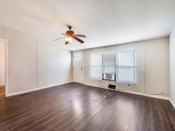 Cleburne, TX 76033,1503 Old Bridge Road