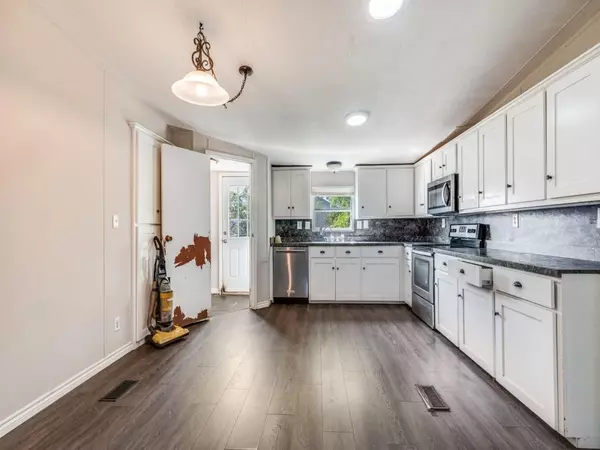 Cleburne, TX 76033,1503 Old Bridge Road