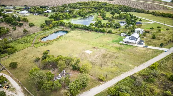 Palmer, TX 75152,261 Coffee Road