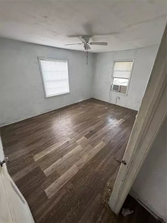 Dallas, TX 75203,511 Ave J