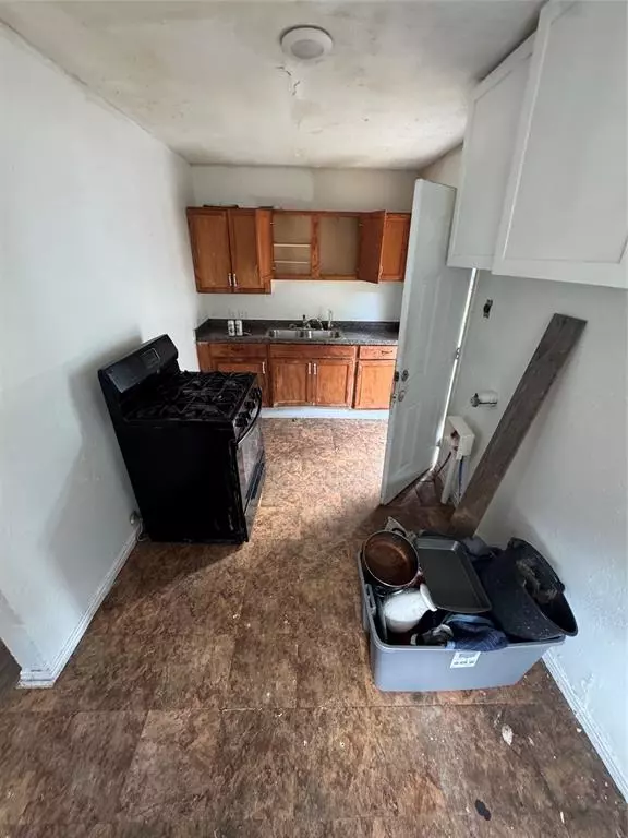 Dallas, TX 75203,511 Ave J