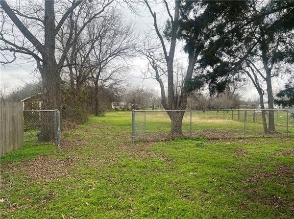 Waco, TX 76706,3309 S 3RD Street