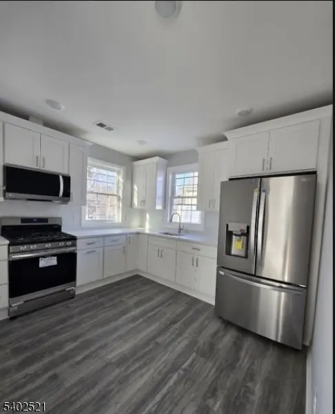 East Orange City, NJ 07017,179 N 19Th St #2