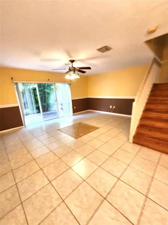 Hollywood, FL 33023,119 Hidden Court Rd