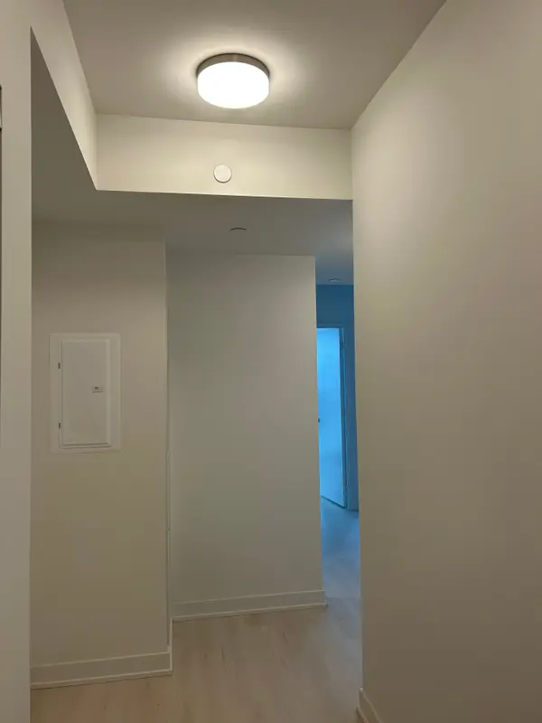 Mississauga, ON L5B 0M3,3900 confederation pkwy Pkwy #3802