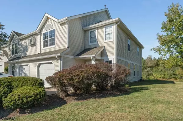 901 Fox Hill Place, Holland Twp., NJ 08848
