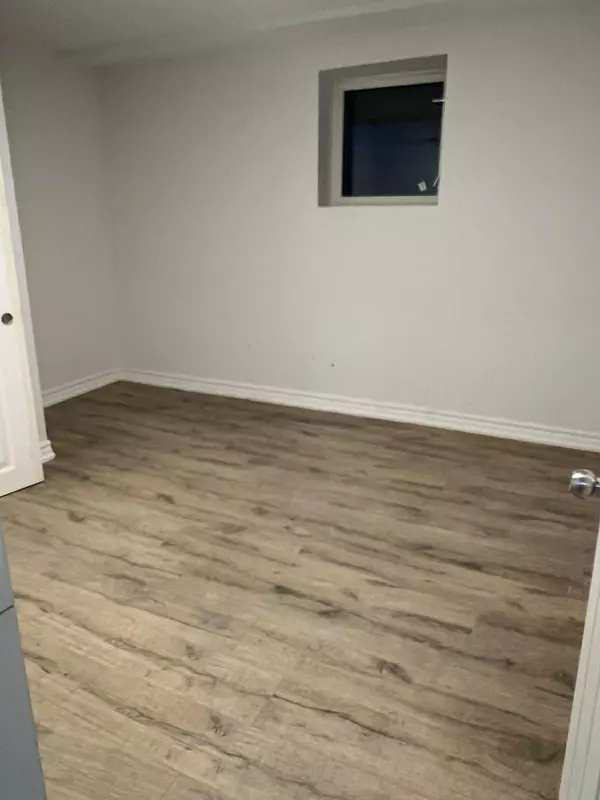 Toronto E06, ON M1N 3Y2,161 Heale AVE #BSMT