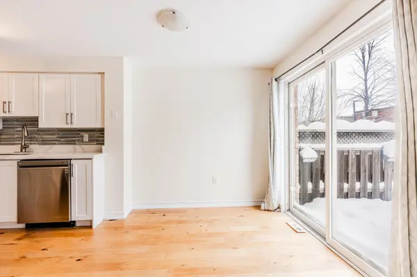 Barrie, ON L4M 7A7,269 Dunsmore LN