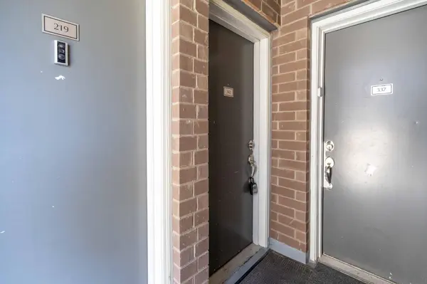 Oakville, ON L6M 1P8,3062 Sixth Line #342