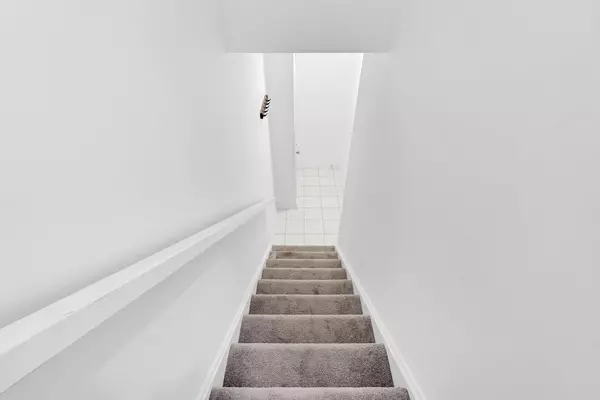 Oakville, ON L6M 1P8,3062 Sixth Line #342