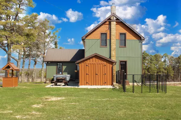 Georgian Bluffs, ON N0H 2T0,402558 Grey Road 17 N/A