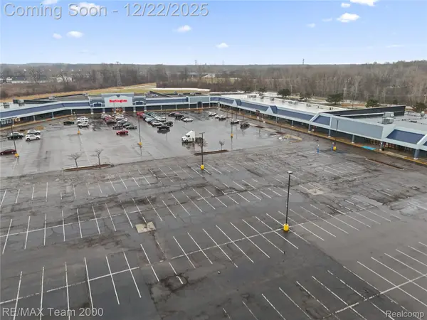 22263-23307 Eureka RD, Taylor, MI 48180