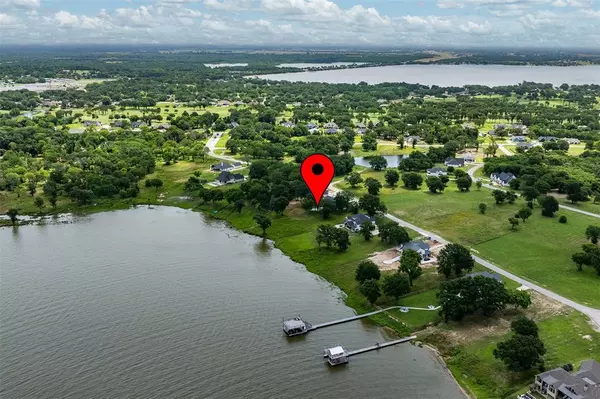 Kemp, TX 75143,1524 Shoreline Drive